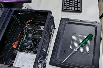Manutenção dos Computadores da escola - escola municipal Geraldo Napoleão