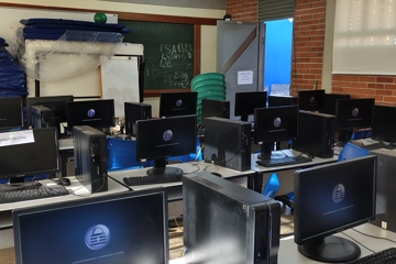 Silvania Digital - Manutenção de equipamentos de informática das escolas, escola municipal Manoel Caetano