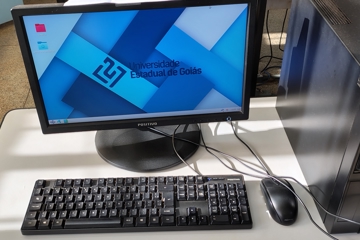Silvania Digital - Manutenção de equipamentos de informática das escolas, escola municipal Manoel Caetano